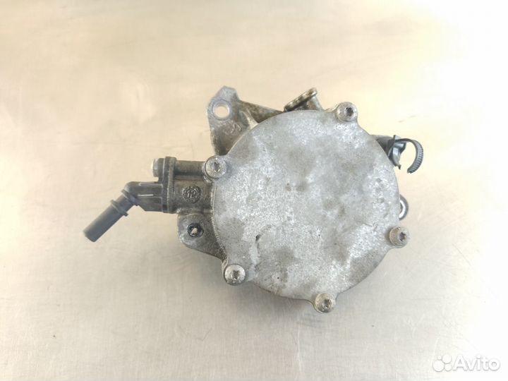 Насос вакуумный Peugeot 408 2012-2021