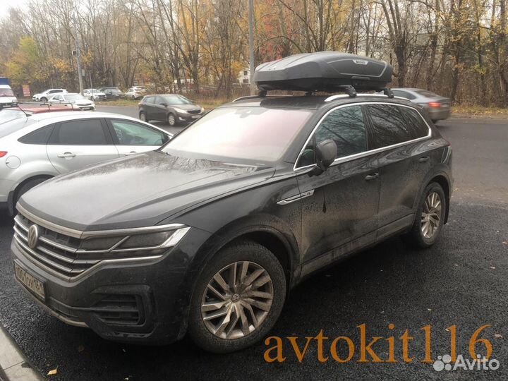 Автобокс Broomer на VW Touareg (чёрный матовый)