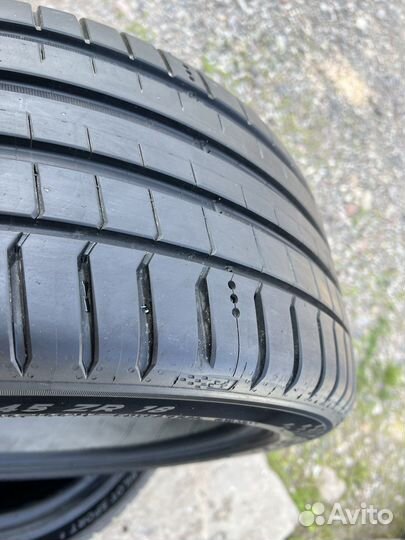 Michelin Pilot Sport 5 235/45 R18 98Y