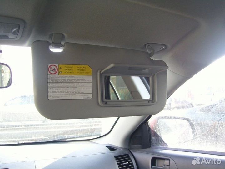 Козырек с зеркалом lancer x