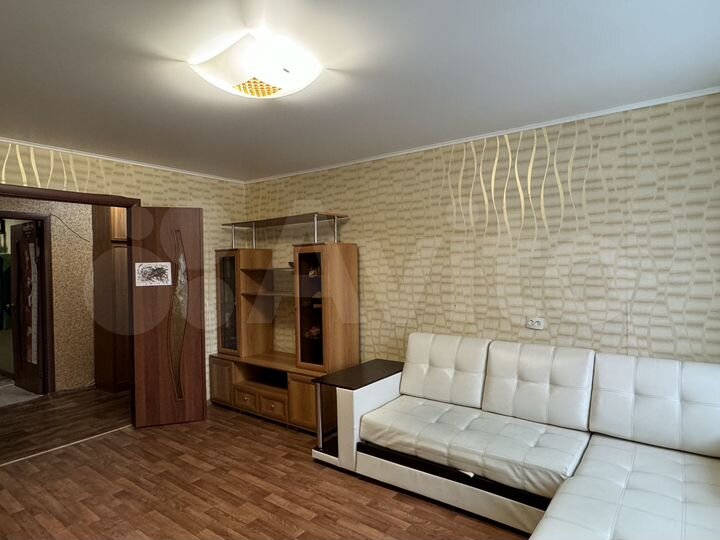 4-к. квартира, 81 м², 3/9 эт.