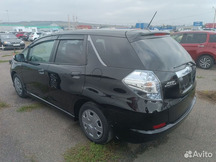 Honda Fit Shuttle 1.3 CVT, 2012, 98 000 км