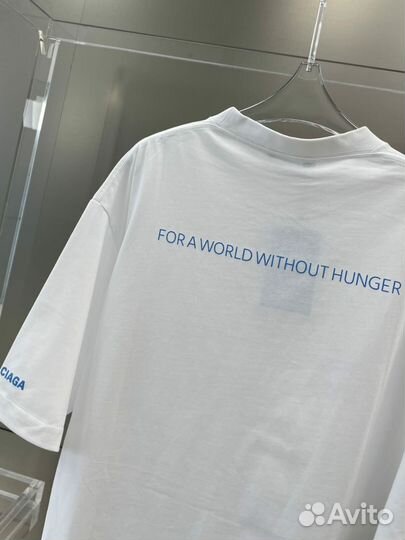 Футболка balenciaga world food programme