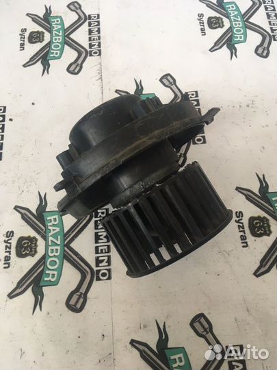 Мотор печки Peugeot 206 1.4