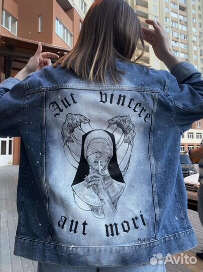 Роспись одежды, обуви и аксессуаров