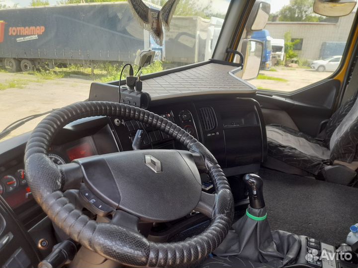 Renault Premium 450dxi с полуприцепом, 2009
