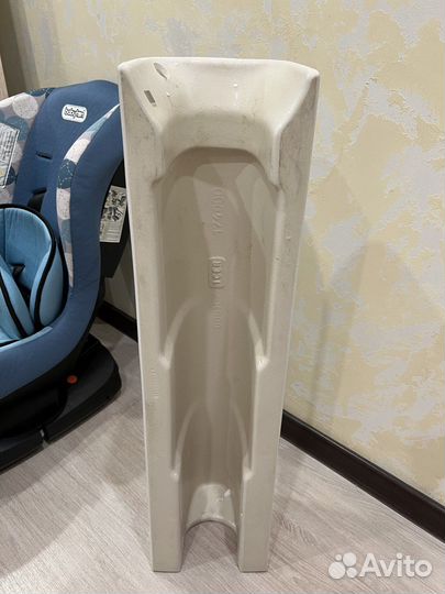 Раковина с пьедесталом