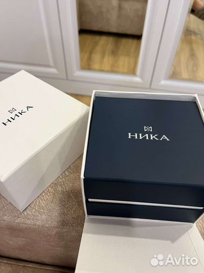 Золотые часы Ника