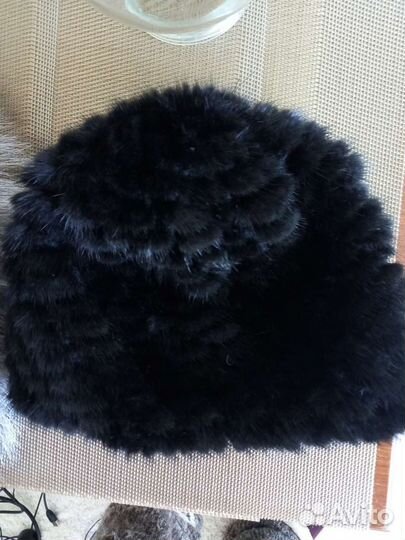 Шапки из натурального меха новые