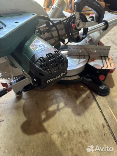 Торцовочная пила metabo kgs 305