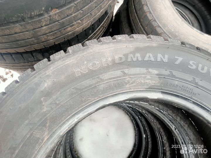 Nokian Tyres Hakkapeliitta 7 225/65 R17