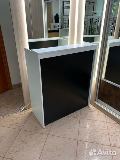 Кассовый стол / Ресепшн / Стойка Администратора