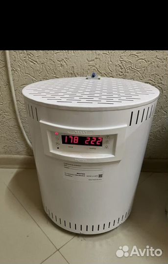 Стабилизатор напряжения