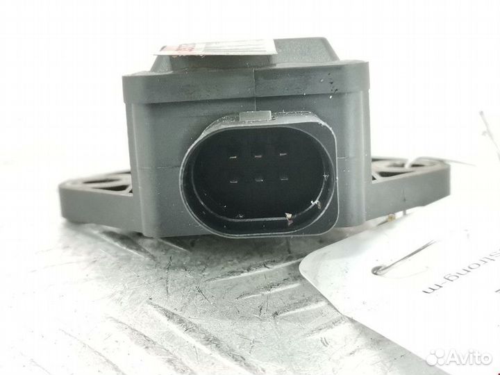 Датчик ускорения Volkswagen Phaeton 2008