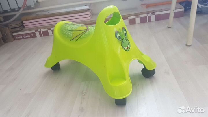 Машинка каталка