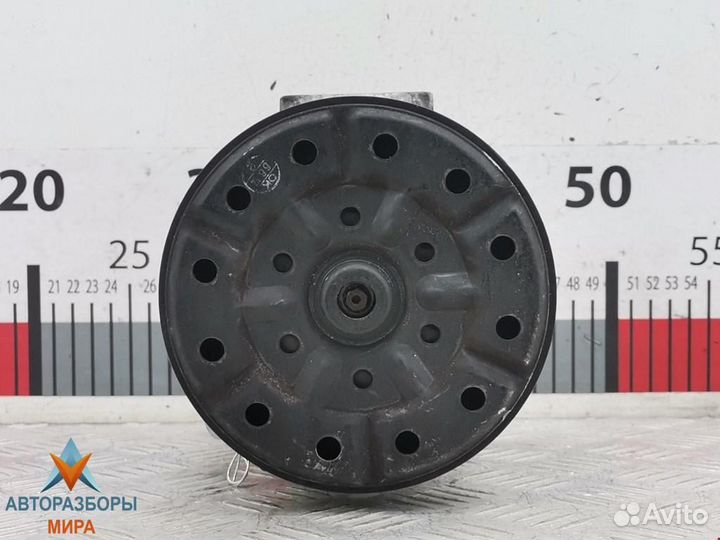 Компрессор кондиционера Toyota Avensis 3 (T270)