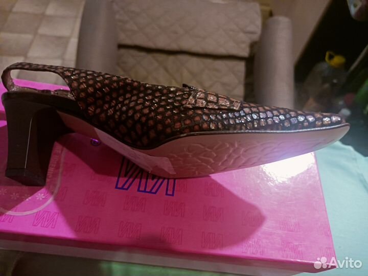 Босоножки женские 35 размер