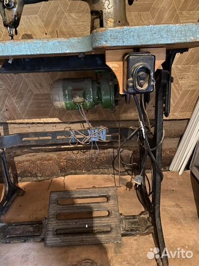 Швейная машина