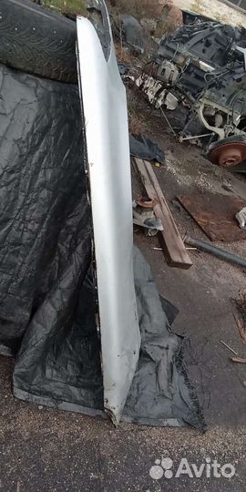 Крыло переднее правое mercedes w140
