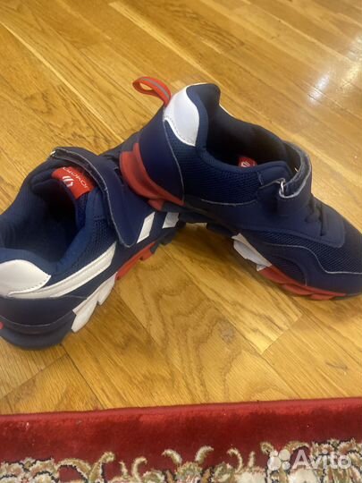 Кроссовки jomoto 38