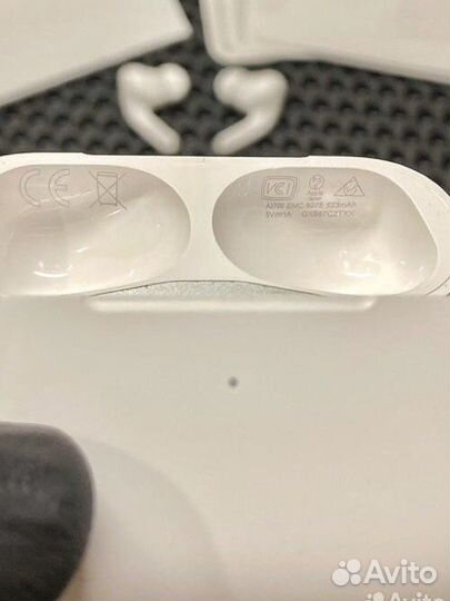 Airpods Pro 2 с шумоподавлением