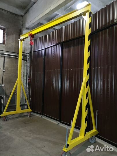 Кран козловой мобильный