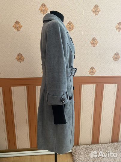 Пальто р.46 демисезонное. Шерсть
