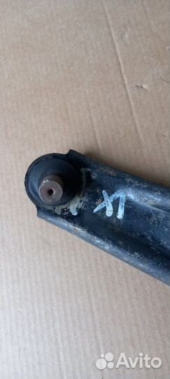 Рычаг подвески нижний передний левый Nissan