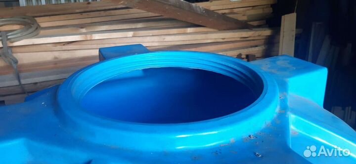 Емкость пластиковая под воду 500л