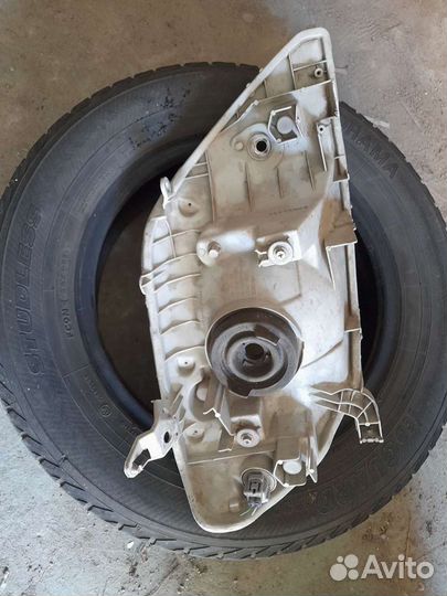 Фара левая передняя - тойота филдер