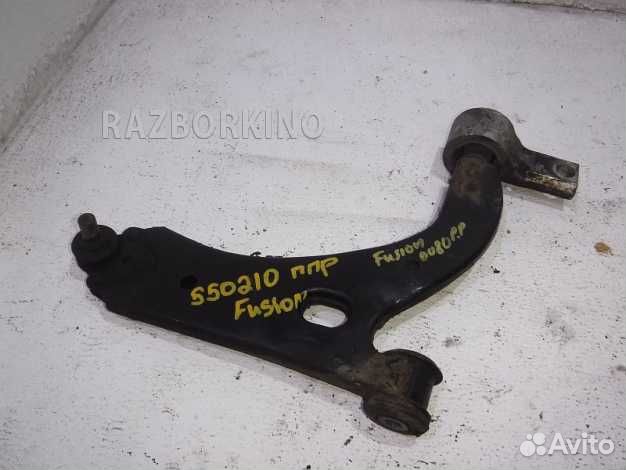 Рычаг передний правый нижний
