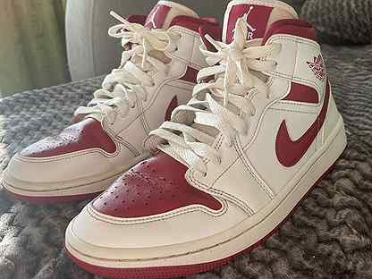 Кроссовки air jordan 1 mid женские