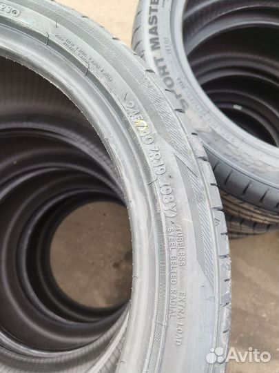 Toyo Proxes Sport 245/40 R19 и 275/35 R19