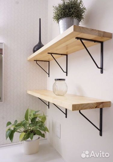 Полки из натурального дерева