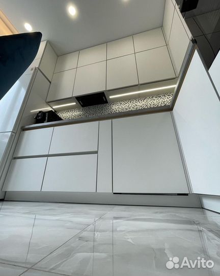 Современные кухни на заказ