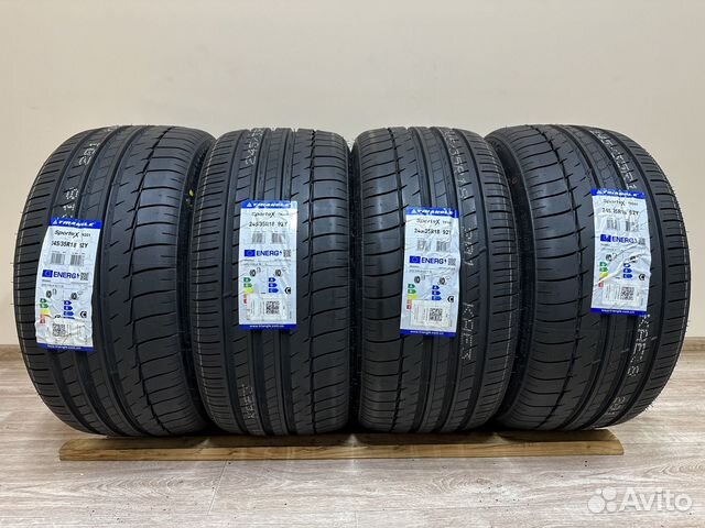 Triangle Sports TH201 245/35 R18 98W