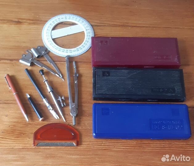 Чернильные ручки и тд