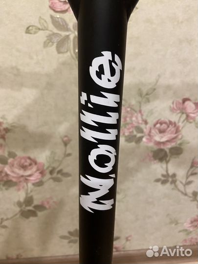 Трюковой самокат nollie