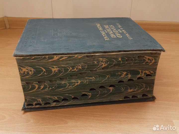 Словарь Funk and wagnalls 1939г