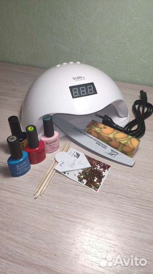 Лампа, набор для маникюра