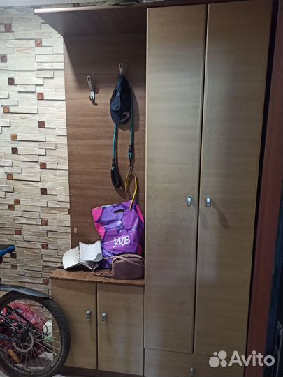 Шкаф в прихожую бу
