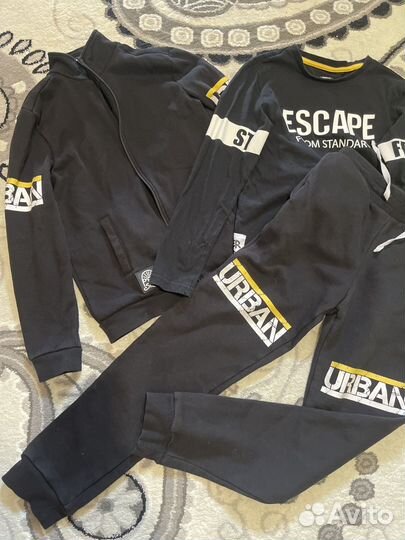 Костюм на мальчика размер 140