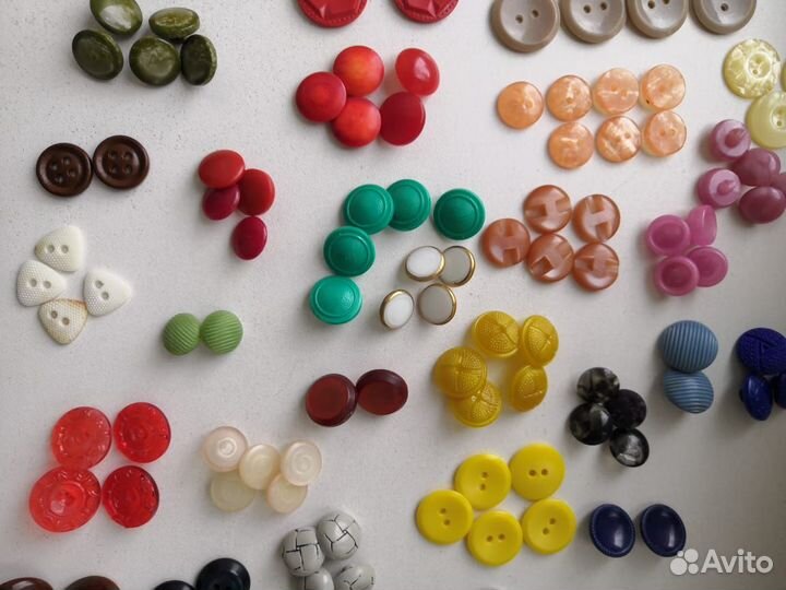 Пуговицы СССР. Ассорти. Советские. Коробка 1кг