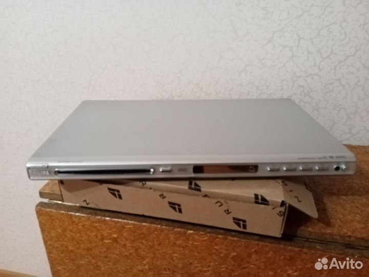 Продам dvd-плеер Philips