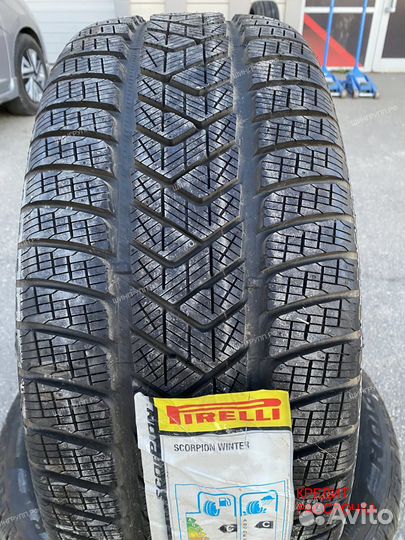 Pirelli Scorpion Winter 215/70 R16 104H