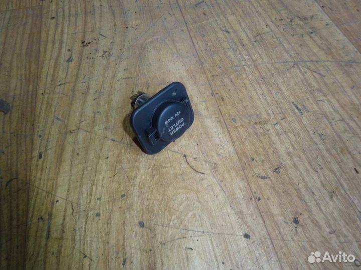 Прикуриватель Hyundai Sonata IV (EF) / Sonata Taga