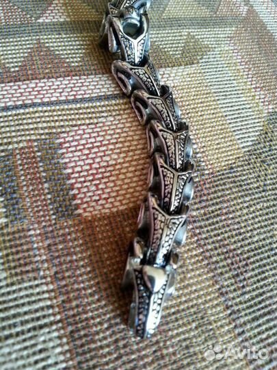 Стальной браслет