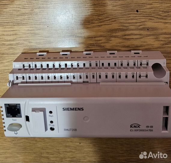 Контроллер Siemens KNX RMU720B-4