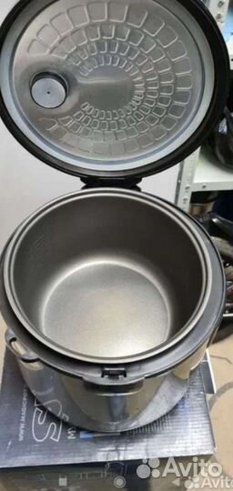 Мультиварка новая