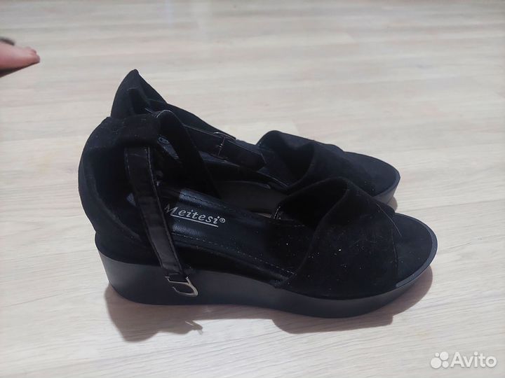 Сандалии женские 39 размер на платформе